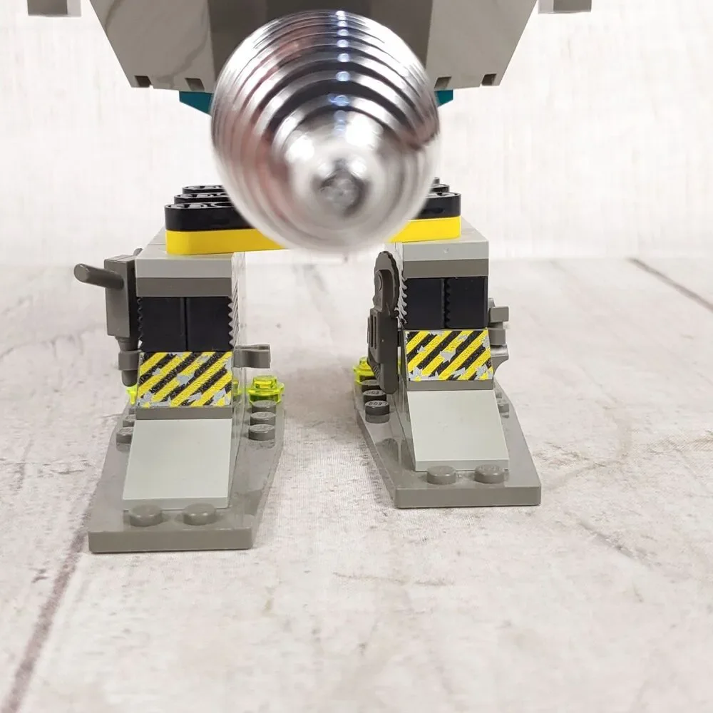 LEGO Rock Raiders: The Granite Grinder (4940) - 100% Complete - NO MANUAL OR BOX